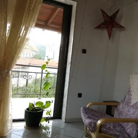 Papapoulios Apartment *
