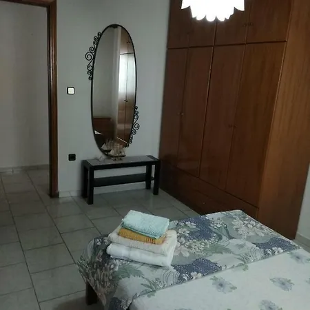 Papapoulios Apartment *